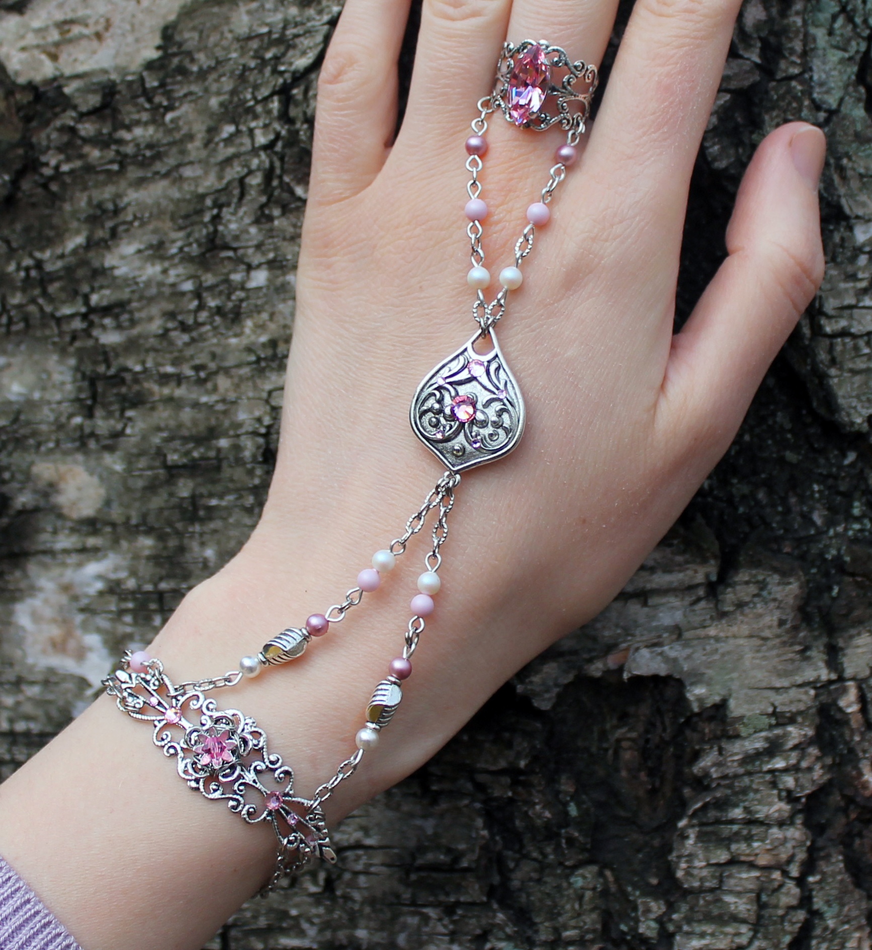 Винтажный комплект (слейв-браслет + асимметричные серьги) с жемчугом и - фото товара