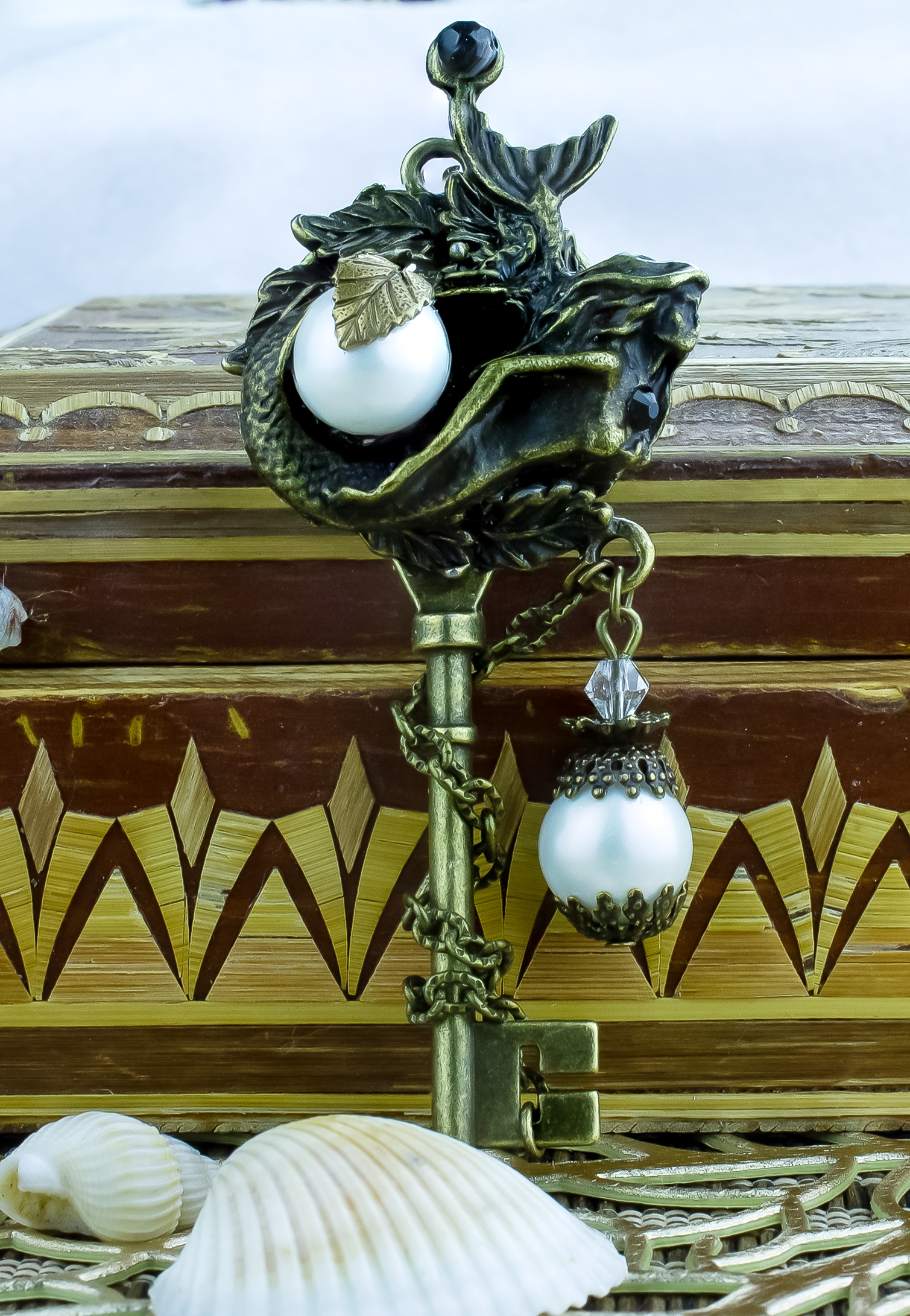 Дополнительное фото товара Винтажный Ключик с Натуральным Жемчугом "Богиня-Русалка"