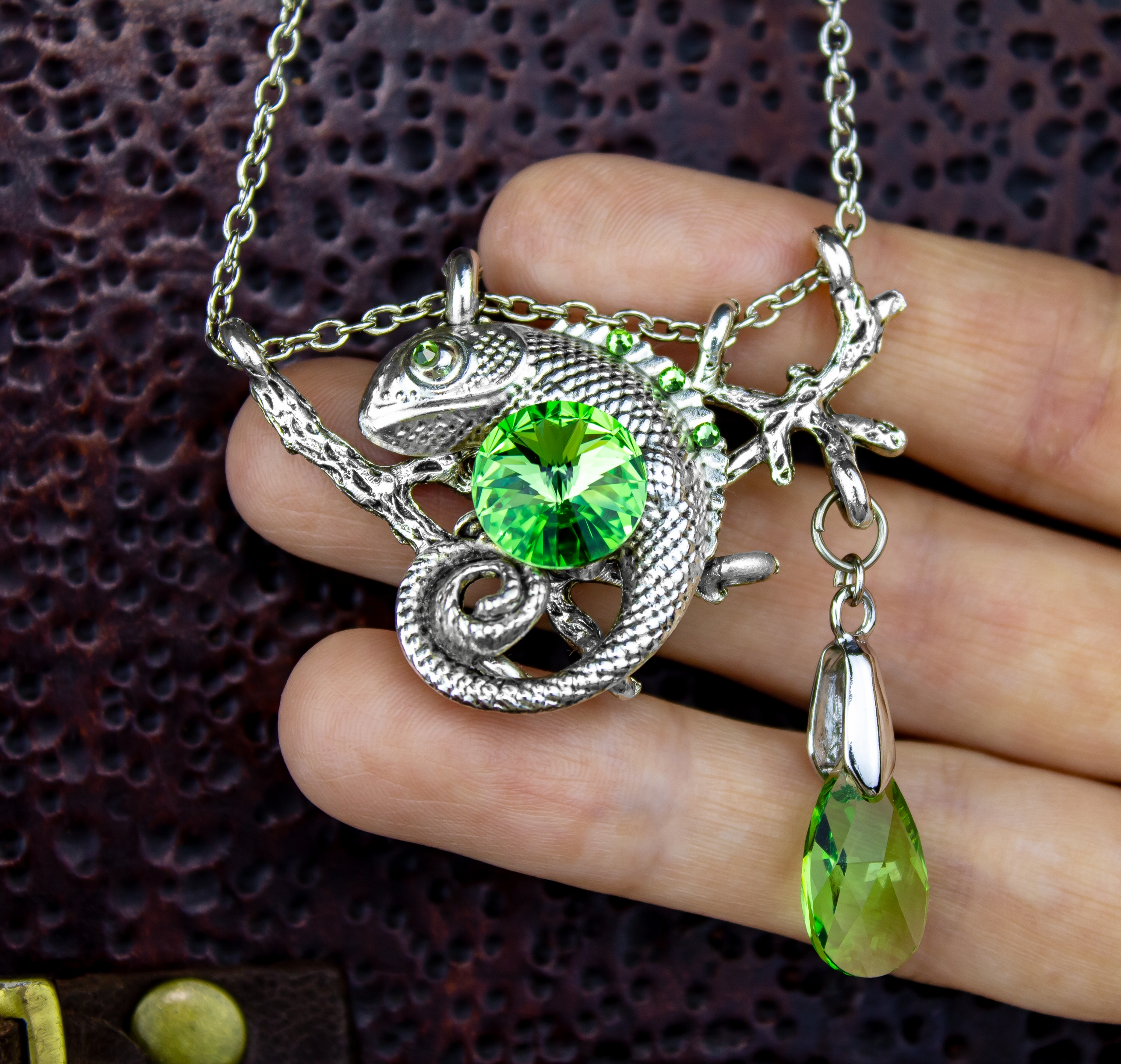 Дополнительное фото товара Оригинальное Винтажное Колье "Ящерица на Удачу" со Сваровски