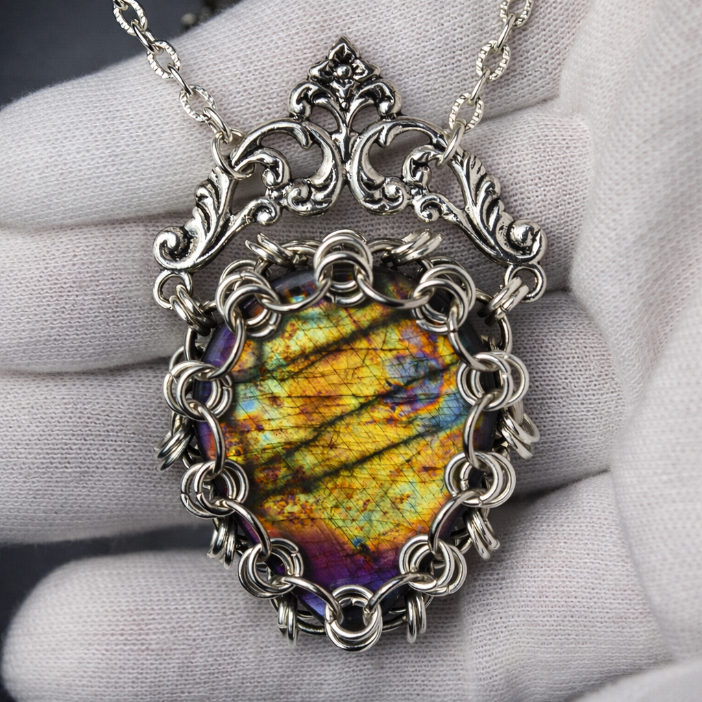 Дополнительное фото товара Комплект Украшений: Кулон и Серьги с Редким Лабрадором «Сокровище»