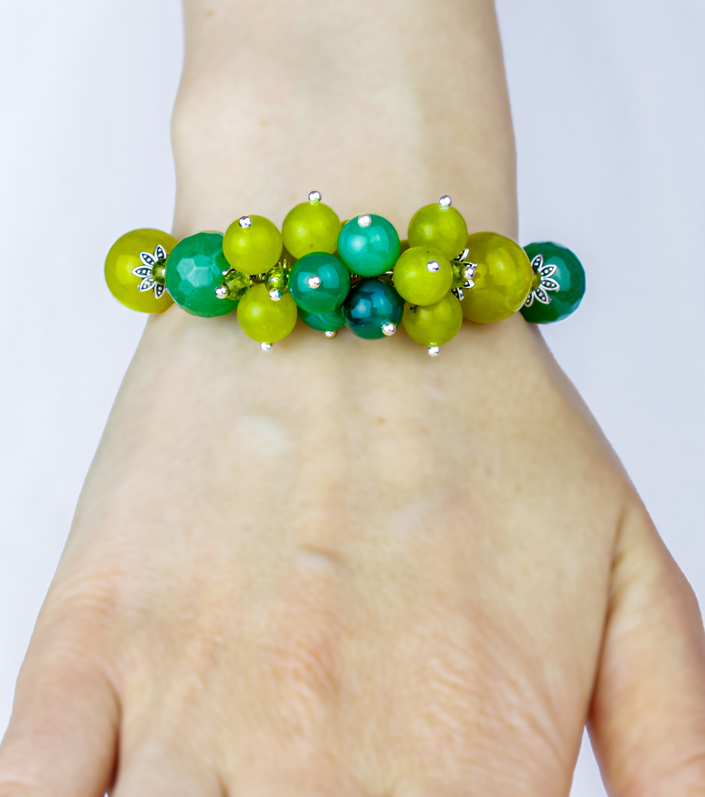 Красивый Комплект Украшений с Нефритом, Авантюрином и Перидотом (Оливи - фото товара