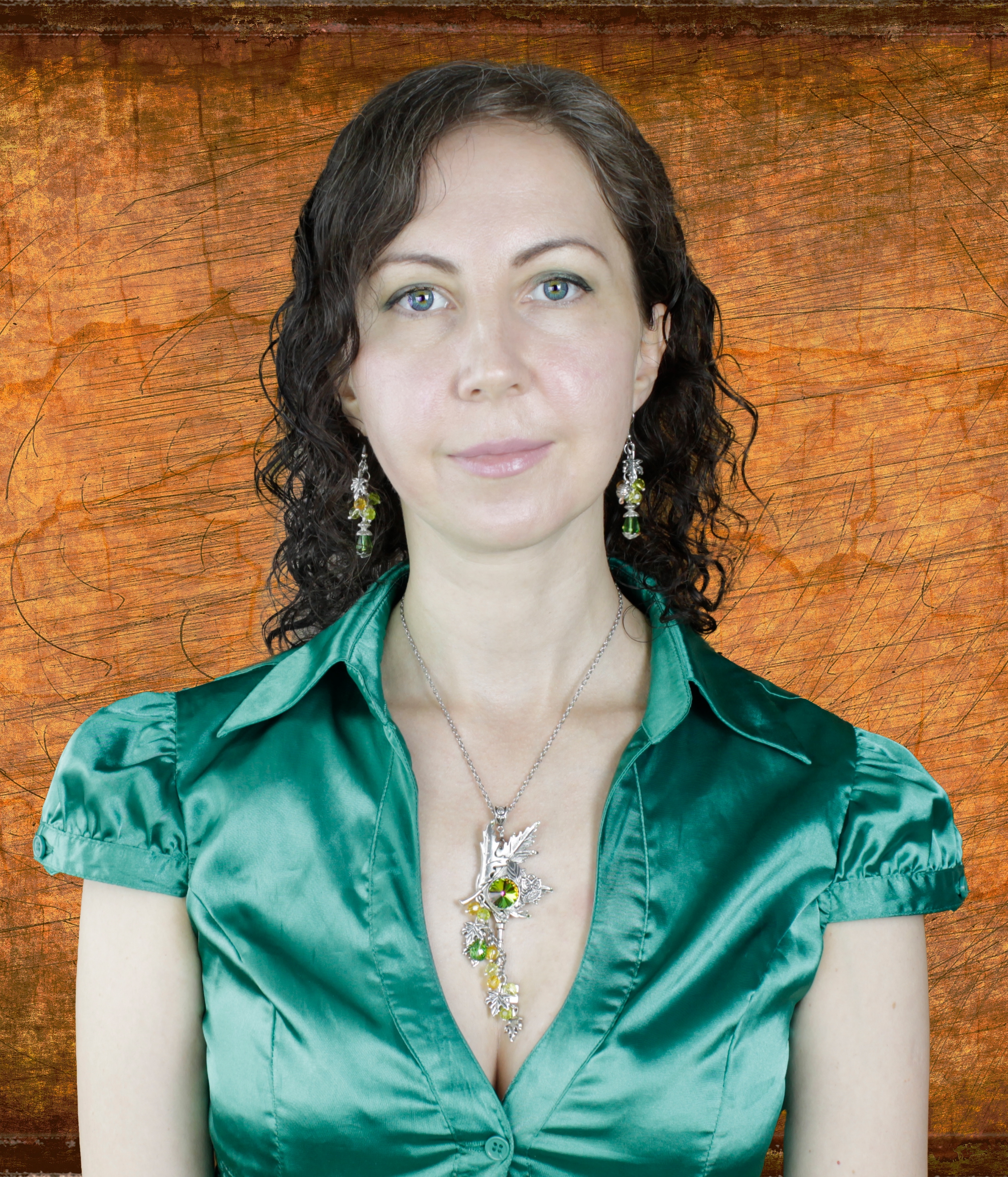 Изображение 4 товара Винтажный Комплект Украшений со Сваровски "Уютный Вечер"