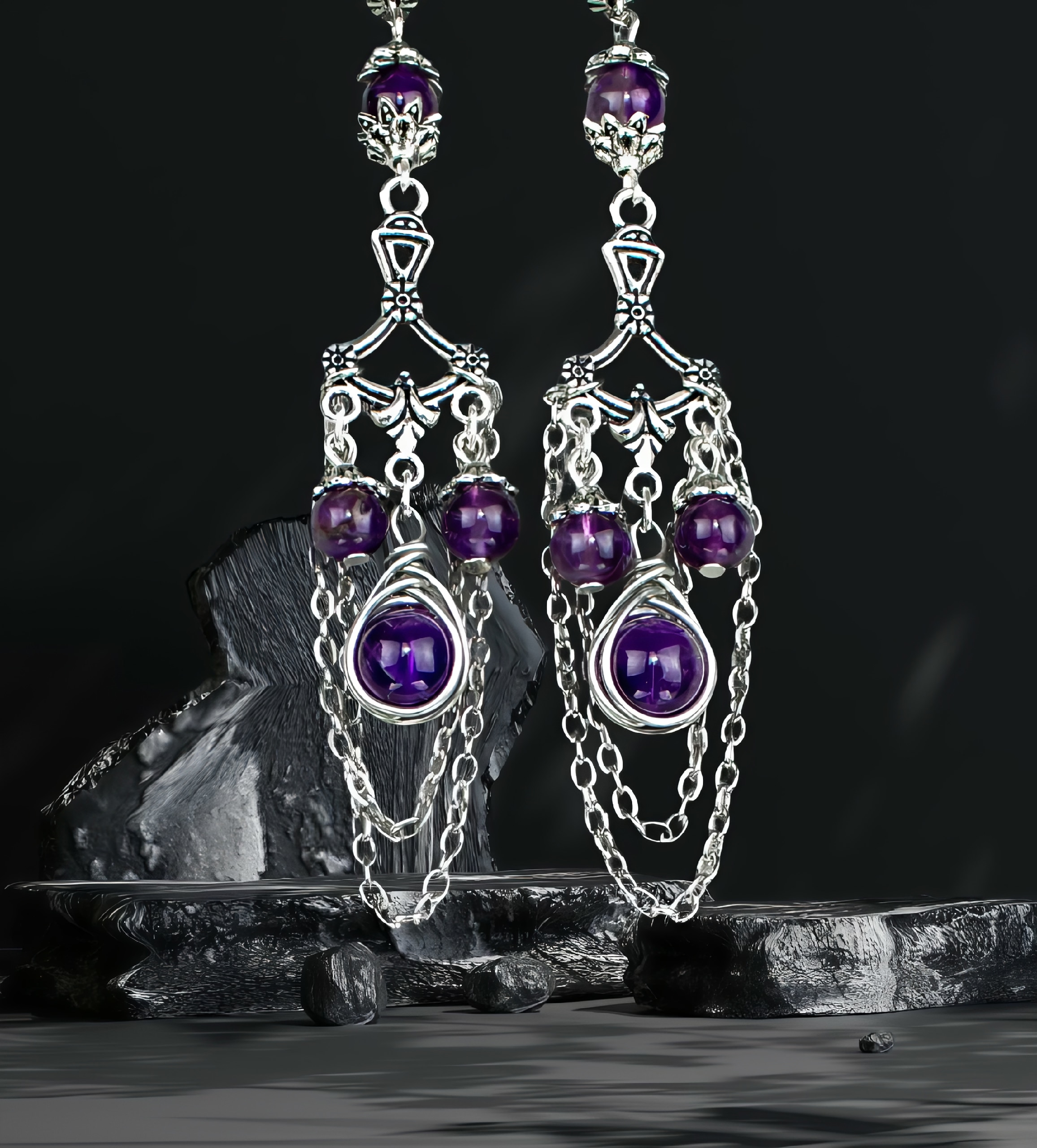 Изображение 4 товара Винтажный комплект украшений с аметистами – колье и серьги ручной работы