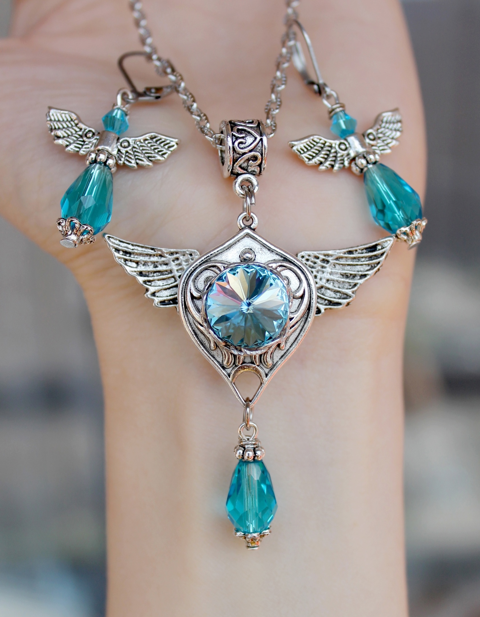 Дополнительное фото товара Красивый Винтажный Комплект "Небо" со Сваровски