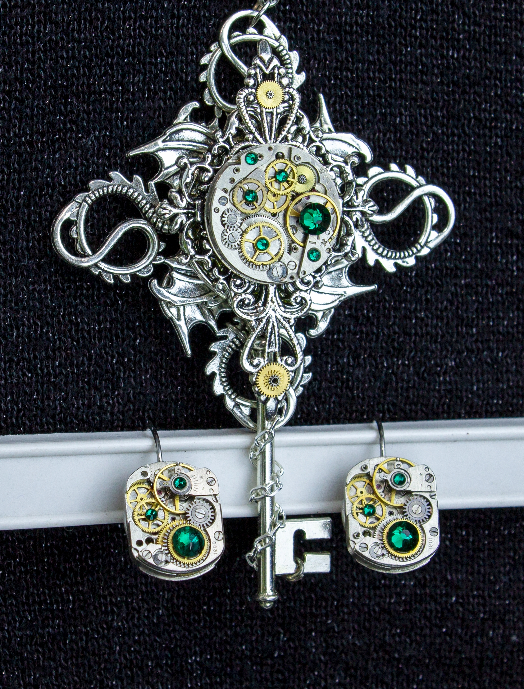 Дополнительное фото товара Винтажный комплект в стиле стимпанк: кулон-ключ и серьги со Swаrоvski