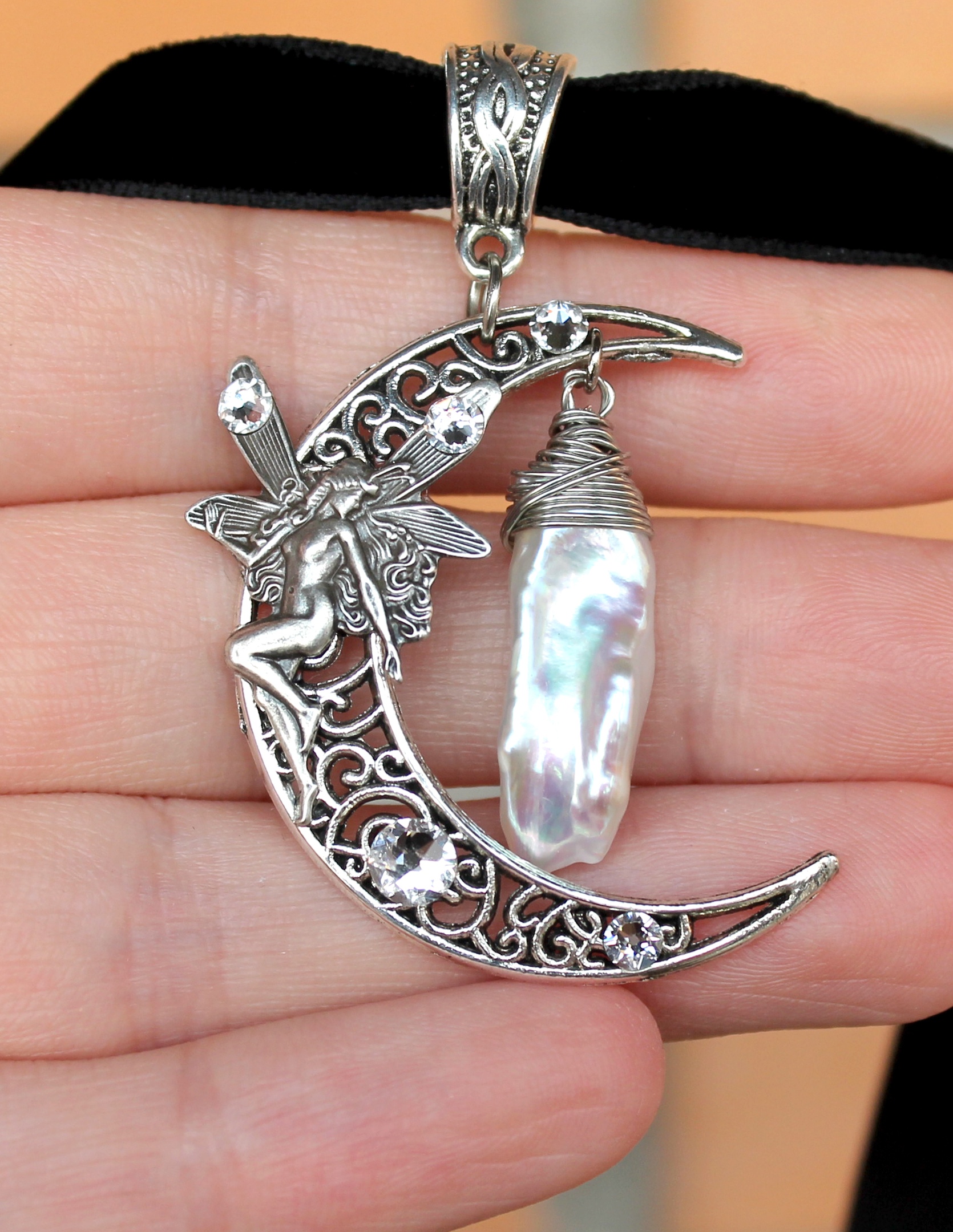 Дополнительное фото товара Чокер с Натуральным Жемчугом и Сваровски "Лунная Ночь"