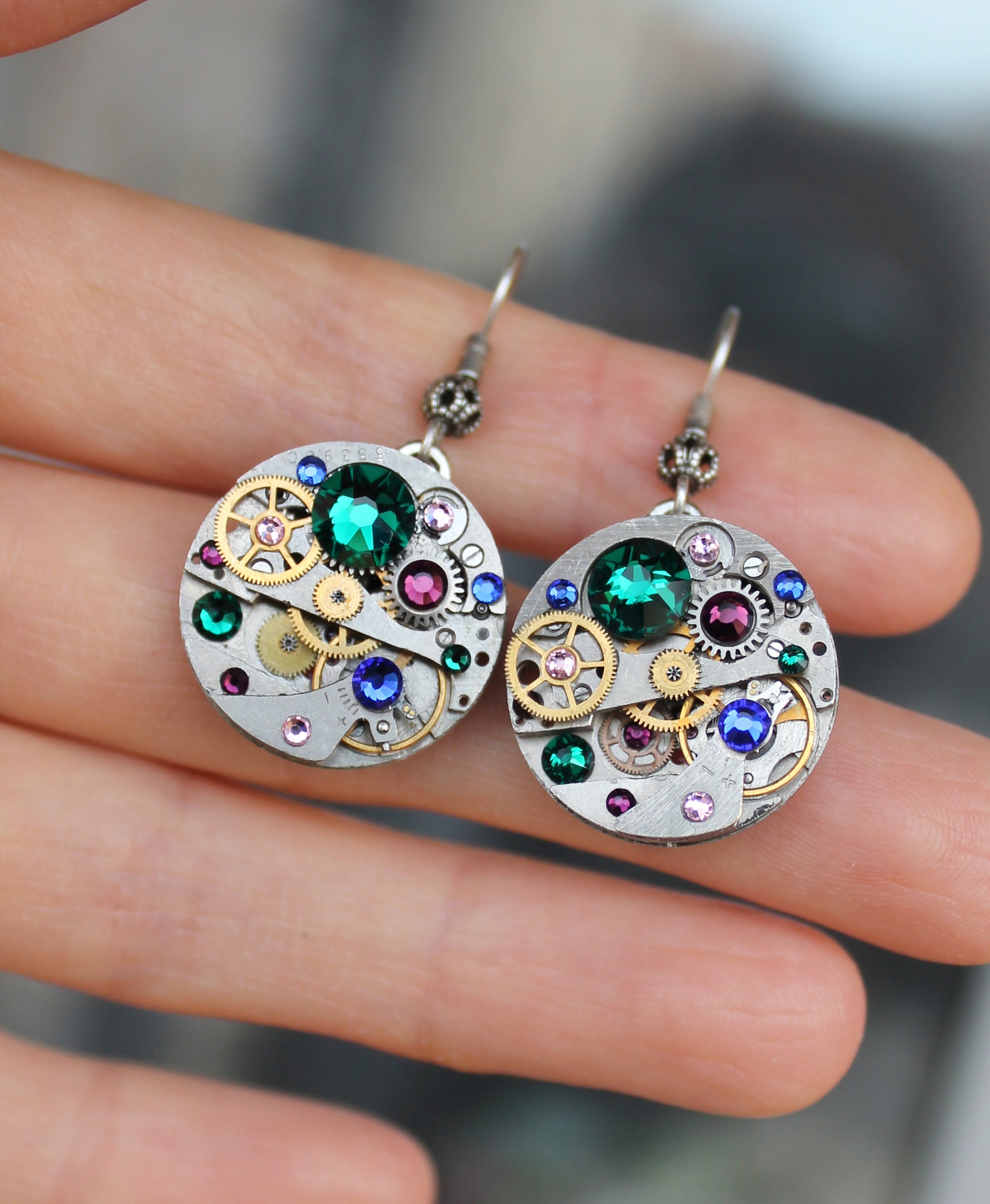 Дополнительное фото товара Стимпанк Серьги "Мечты Сбываются" с Винтажными Механизмами и Сваровски