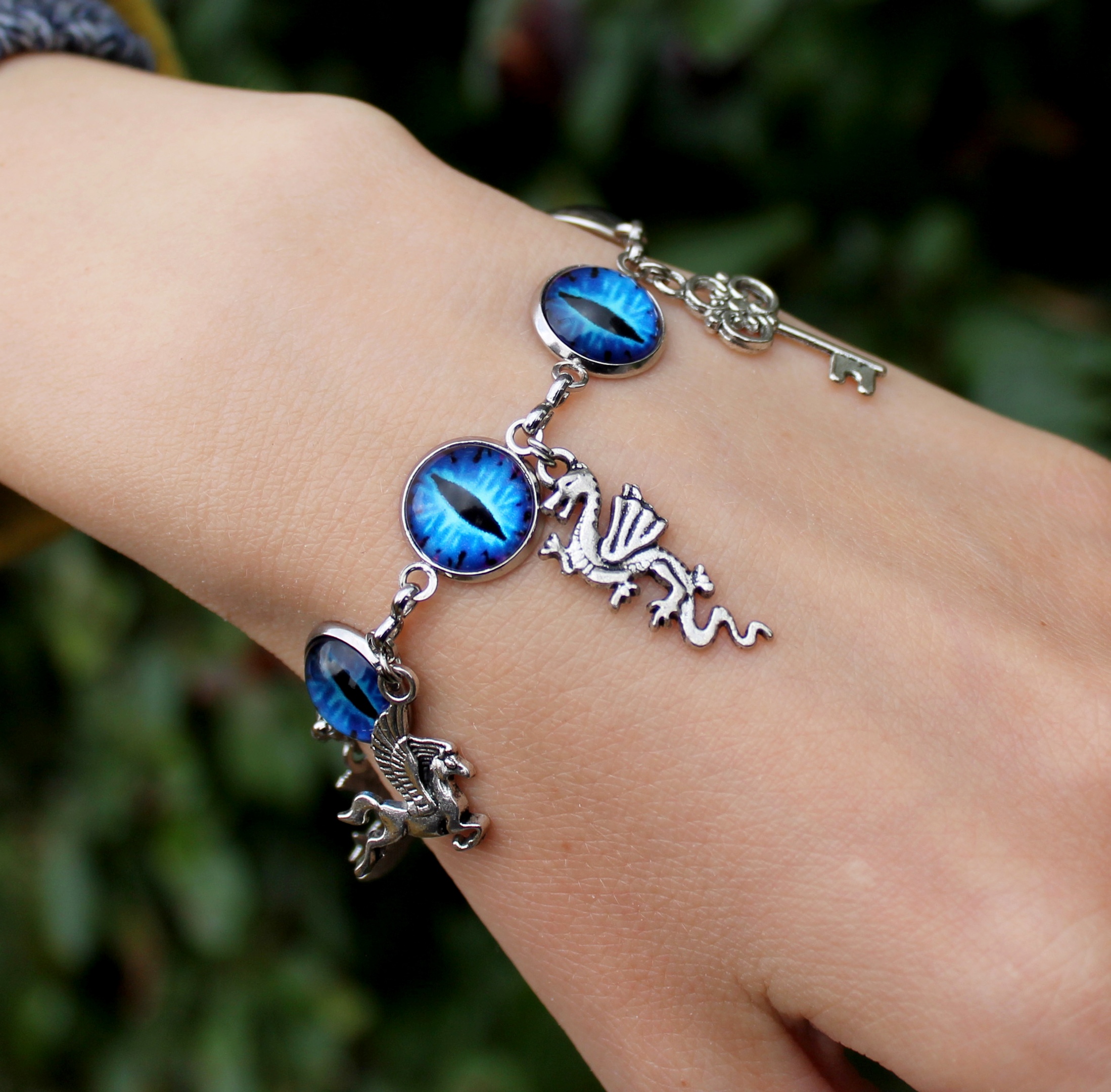 Изображение 2 товара Винтажный комплект Браслет + Серьги Глаз Дракона