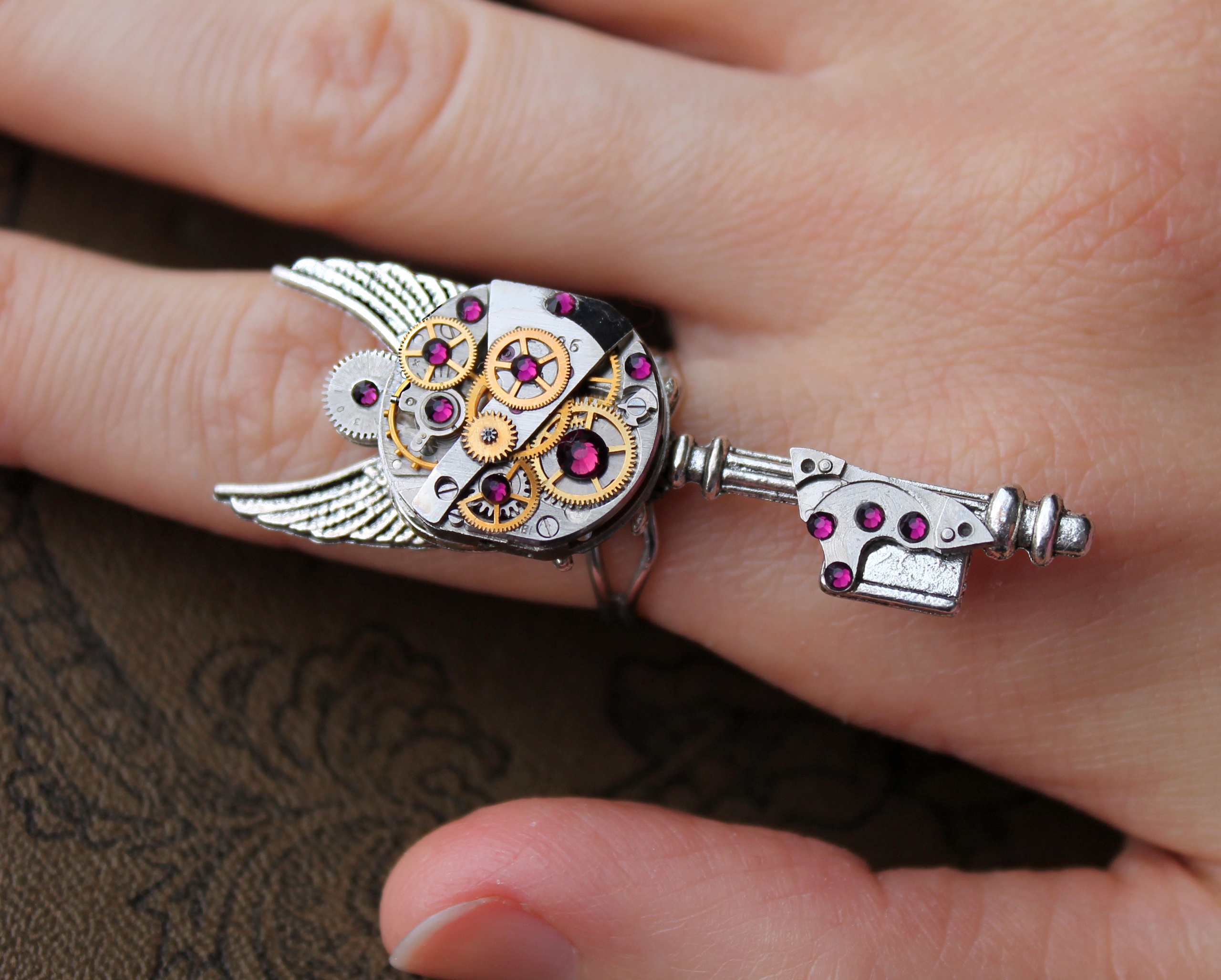 Изображение 2 товара Стимпанк кольцо с Редким Часовым Механизмом