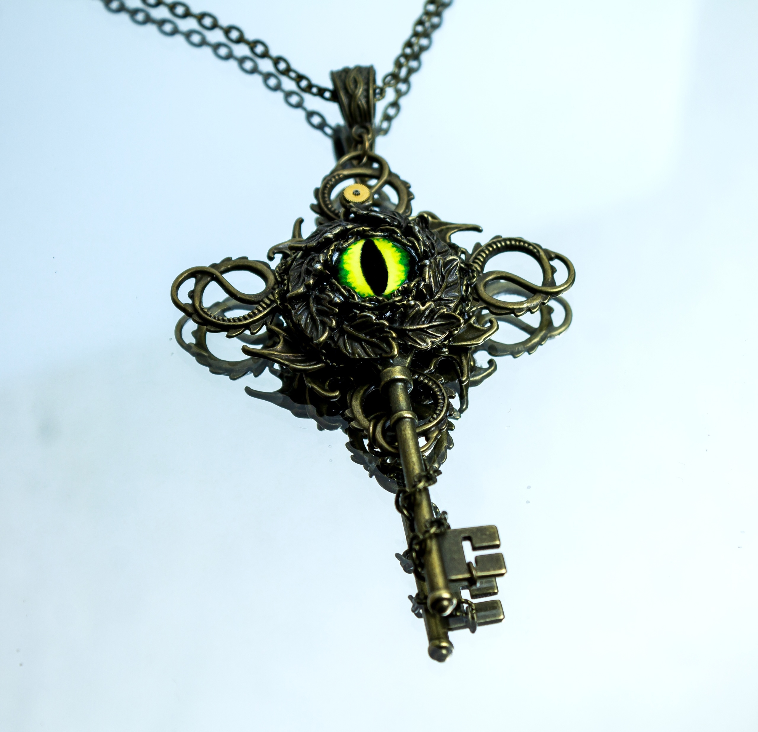 Дополнительное фото товара Винтажный кулон «Глаз Дракона»