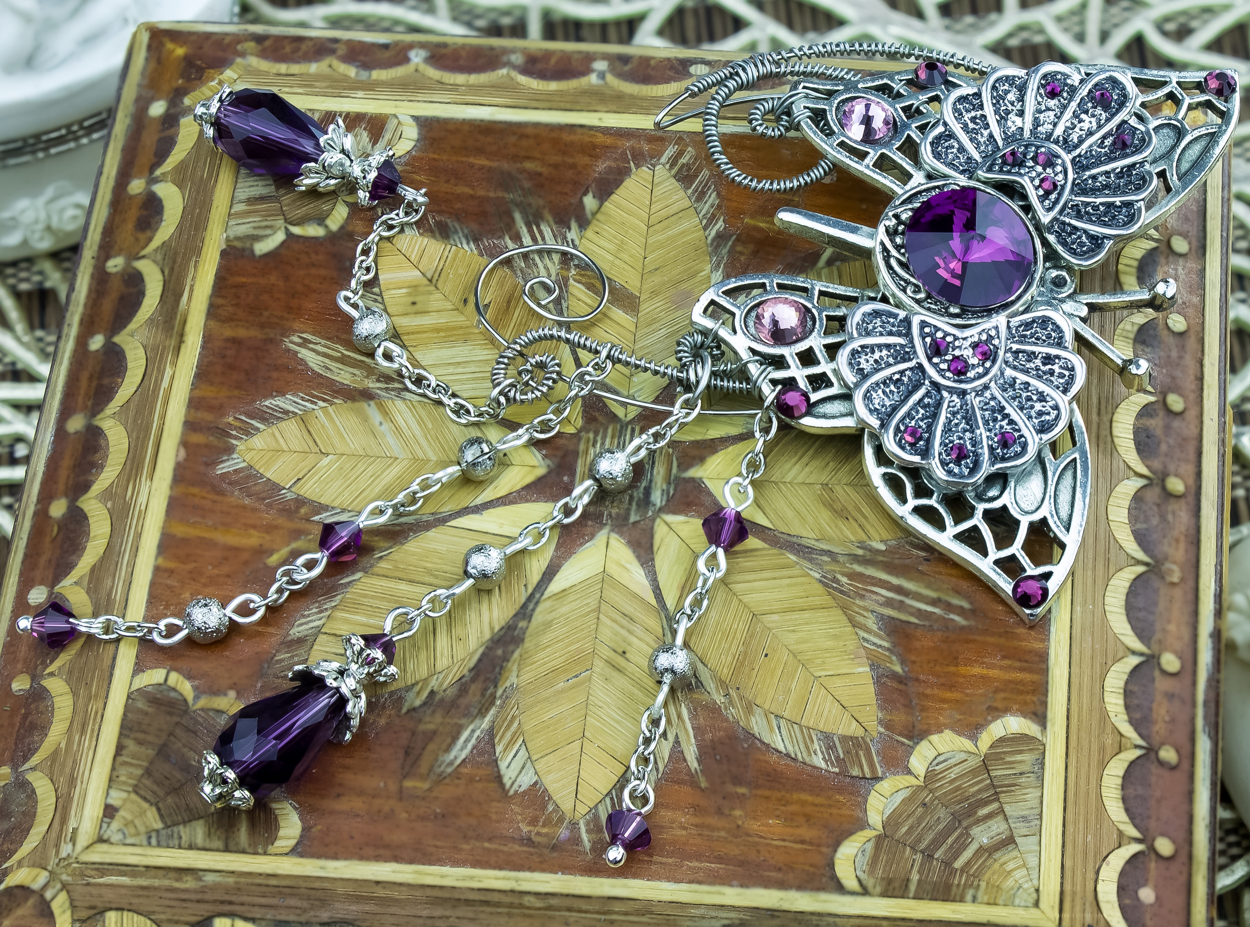 Дополнительное фото товара Фиолетовый Кафф со Сваровски "Райский Сад"