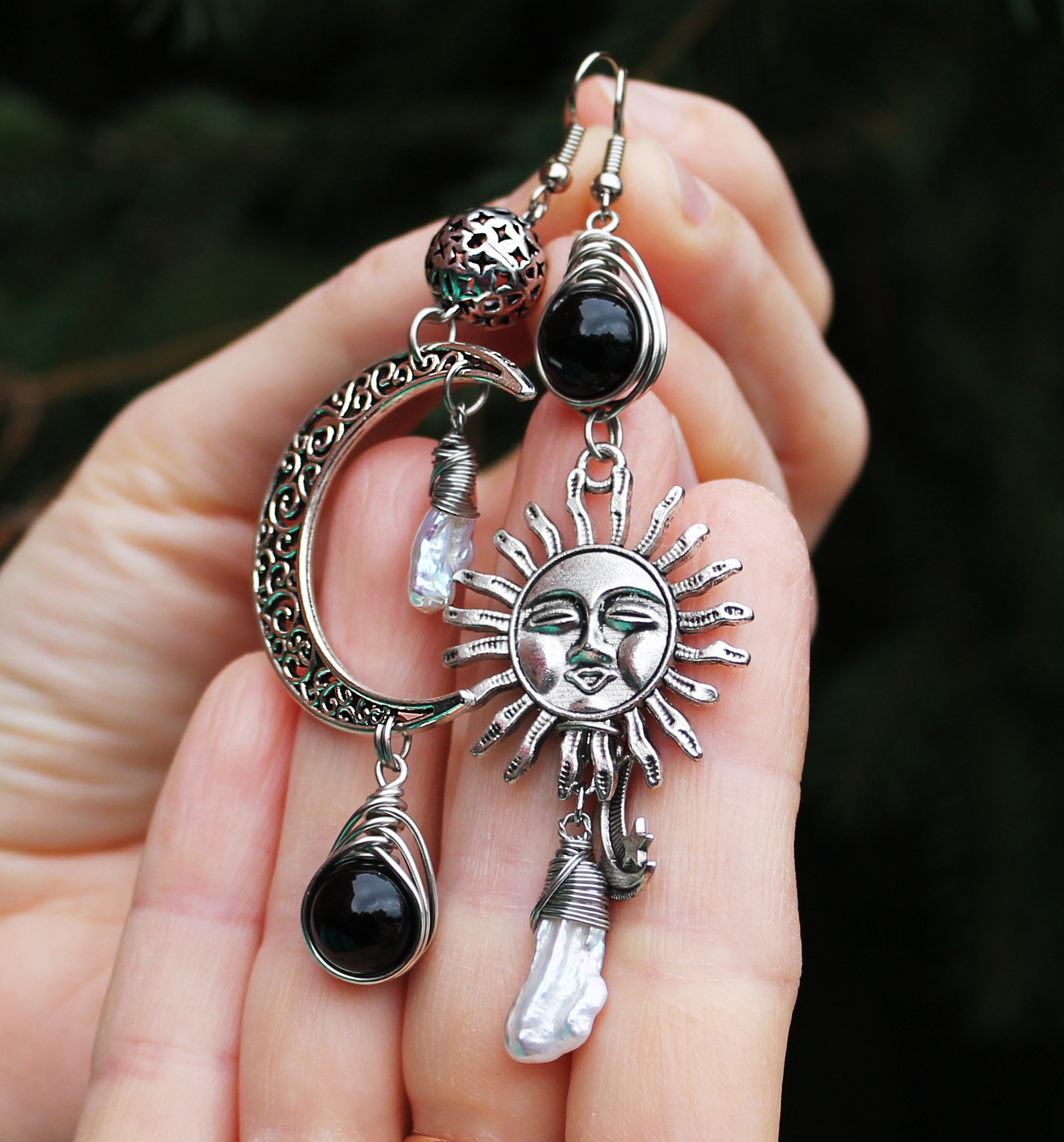 Дополнительное фото товара Роскошные Серьги "Царица" с Натуральными Камнями - Жемчугом и Обсидианом