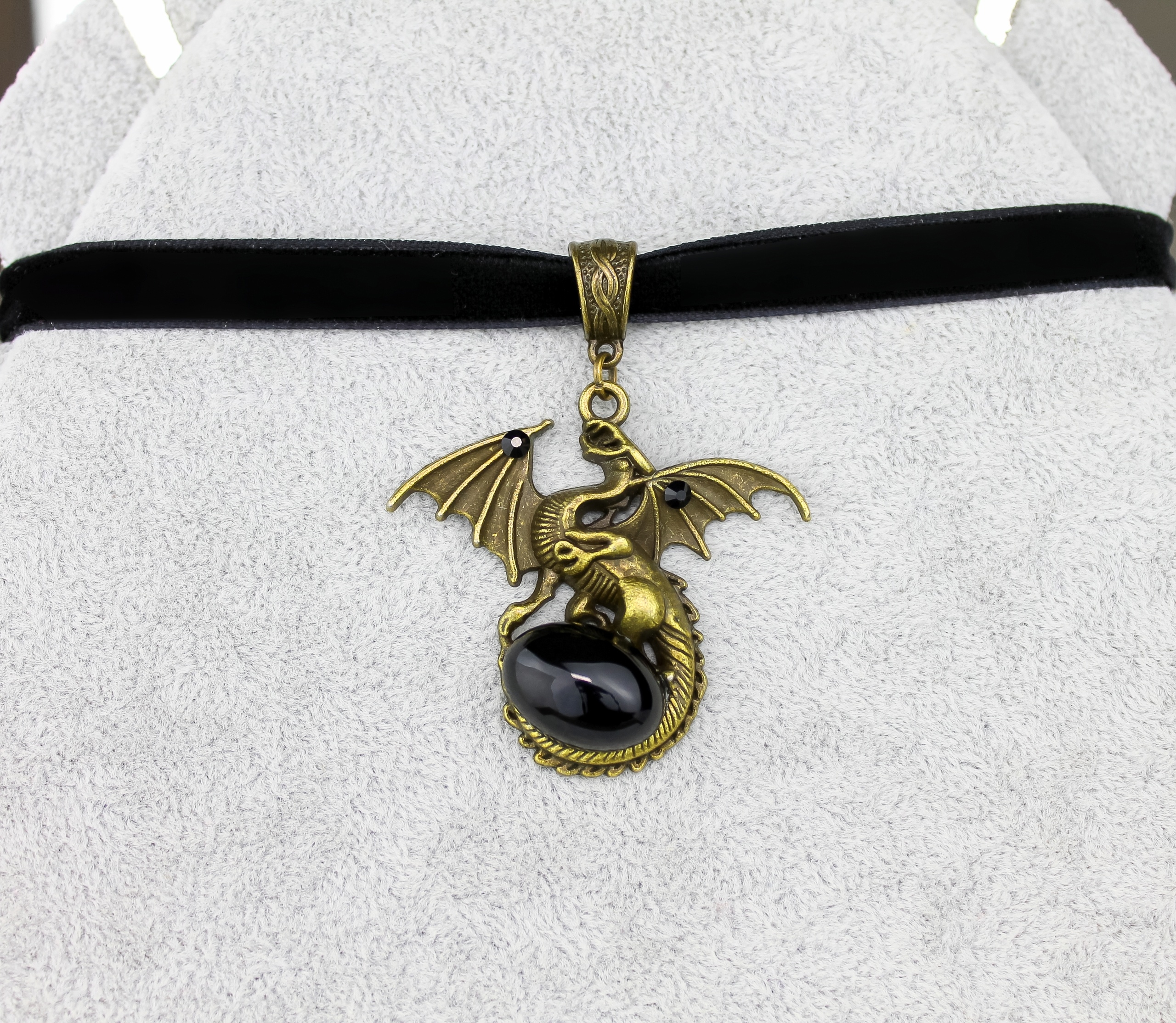 Дополнительное фото товара Винтажный Чокер с Натуральным Обсидианом и Драконом