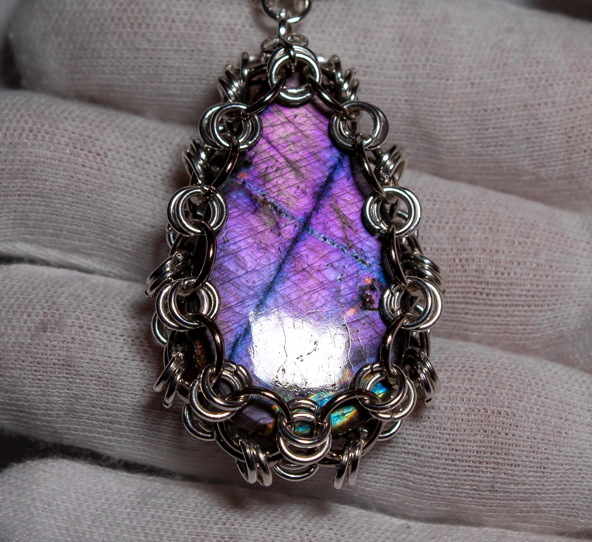 Дополнительное фото товара Колье с редким Лабрадором "Заговоренный Лес"