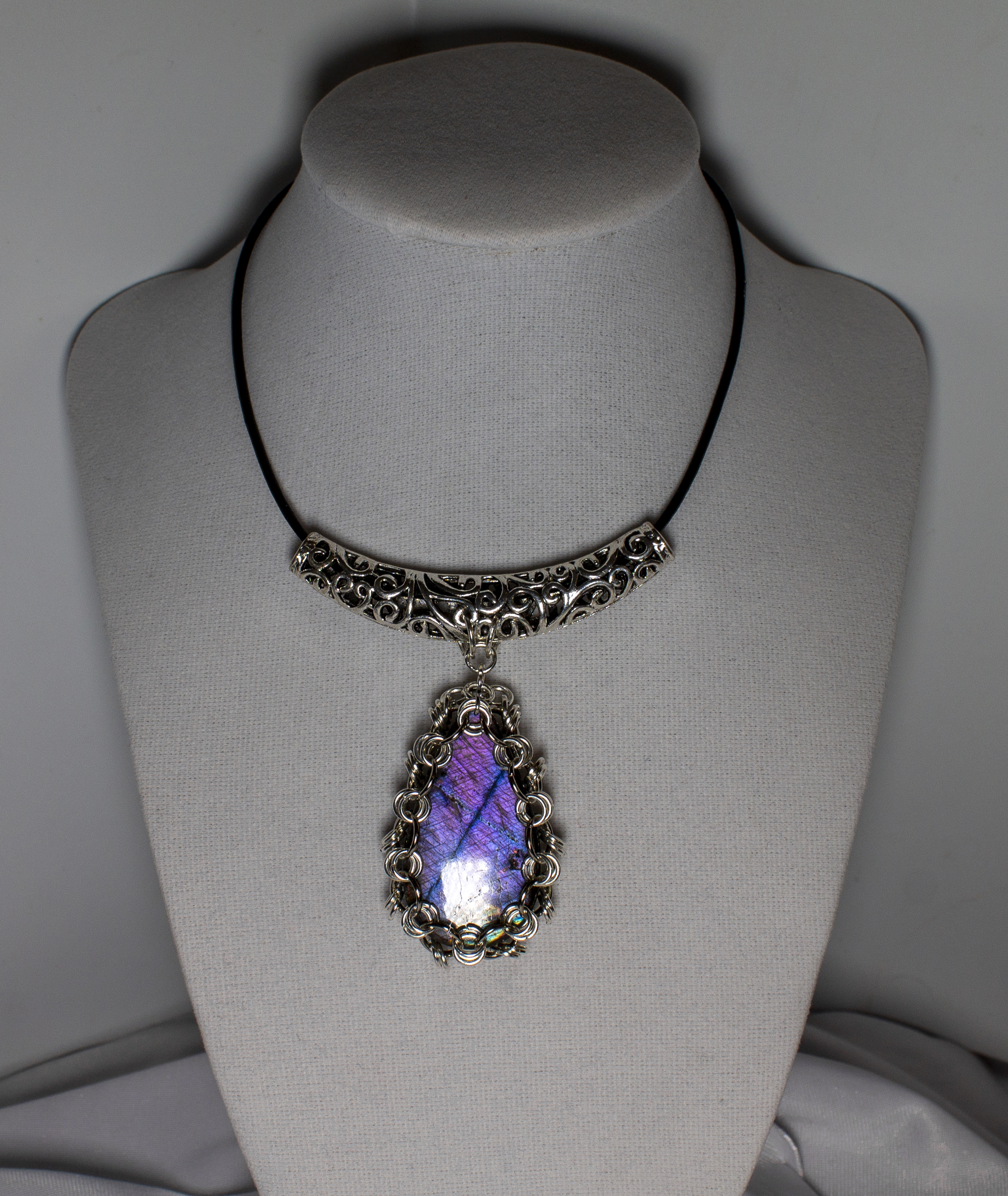 Изображение 2 товара Колье с редким Лабрадором "Заговоренный Лес"