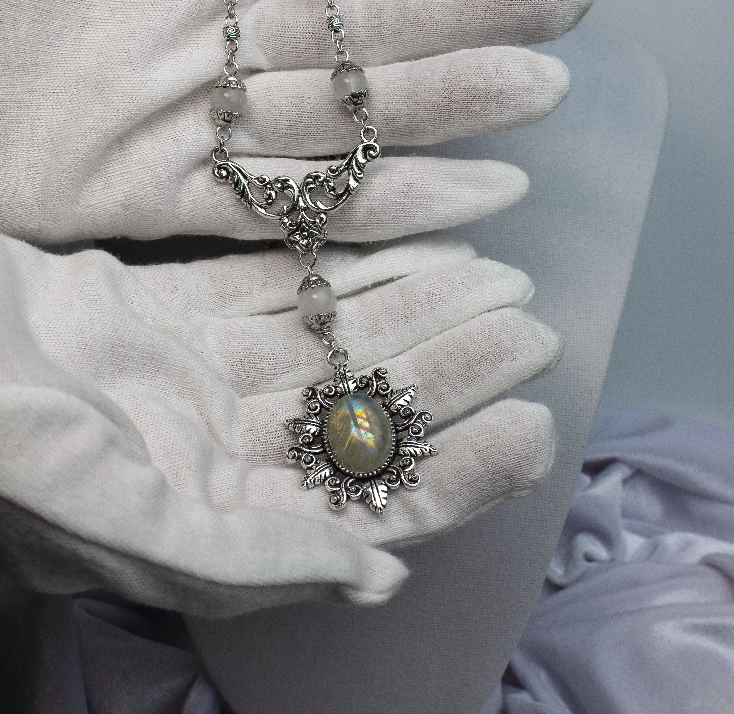 Изображение 3 товара Комплект Колье+ Серьги "Ведьмин Глаз" с Натуральным Редким Лунным Камнем