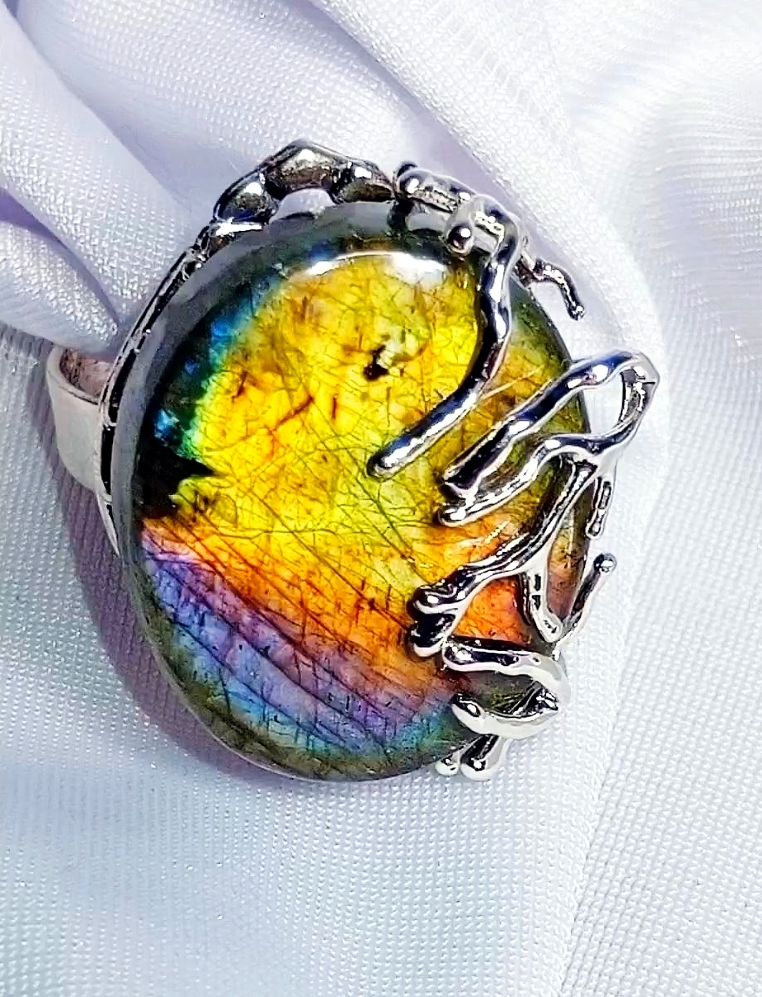 Дополнительное фото товара Кольцо "Лучший Рассвет" с Натуральным Редким Лабрадором