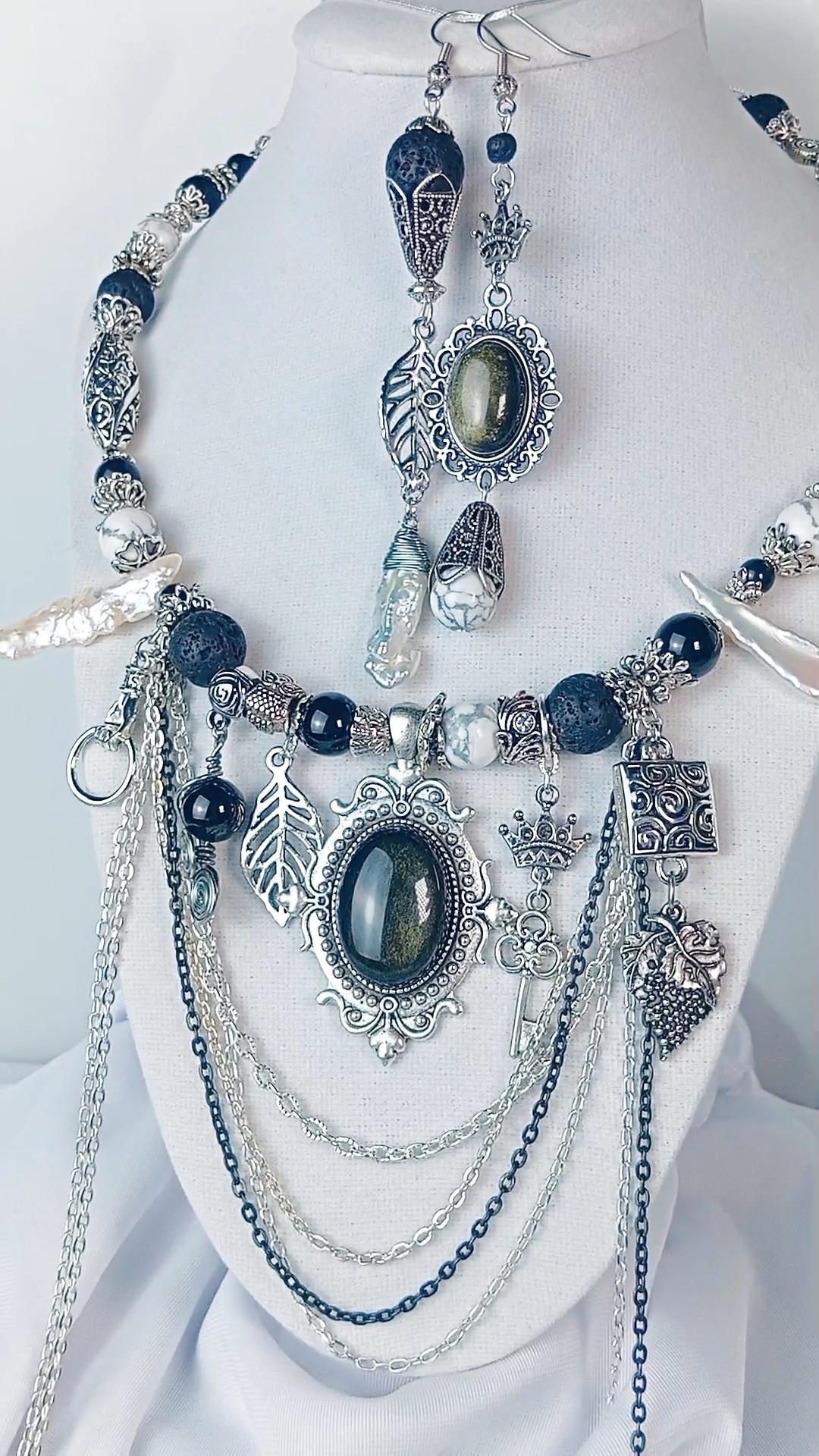 Изображение 3 товара Роскошный Комплект Украшений (колье и серьги) «Звездная ночь»