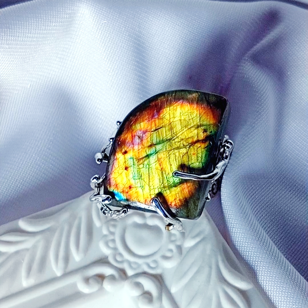 Изображение 2 товара Кольцо «Слиток Золота» с Редким Натуральным Лабрадором