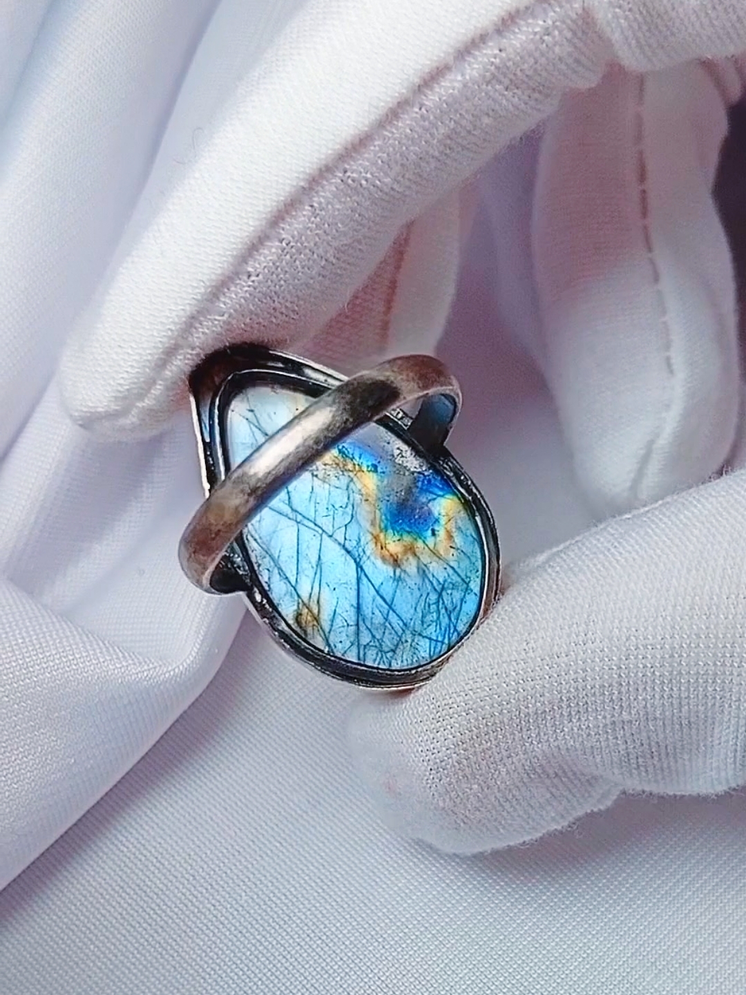 Серебряное кольцо 925 пробы с Натуральным Редким Лабрадором (30×20 мм) - фото товара