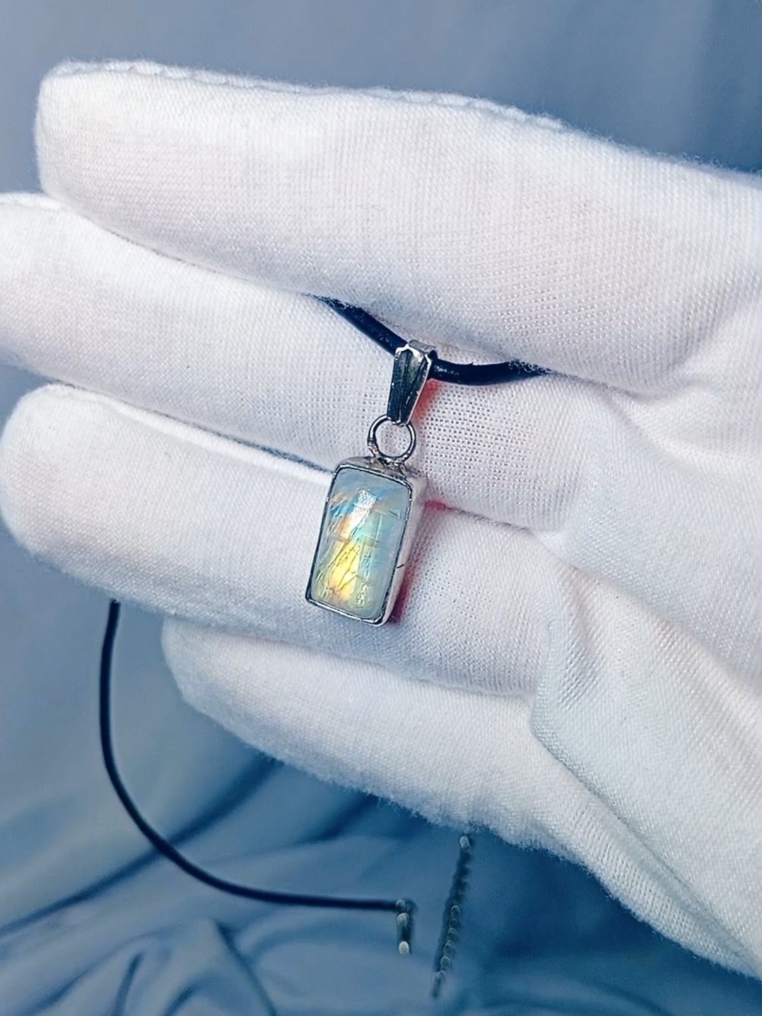 Серебряный Кулон Ручной Работы с Редким Лунным Камнем 🌙 «Там, где живё - фото товара