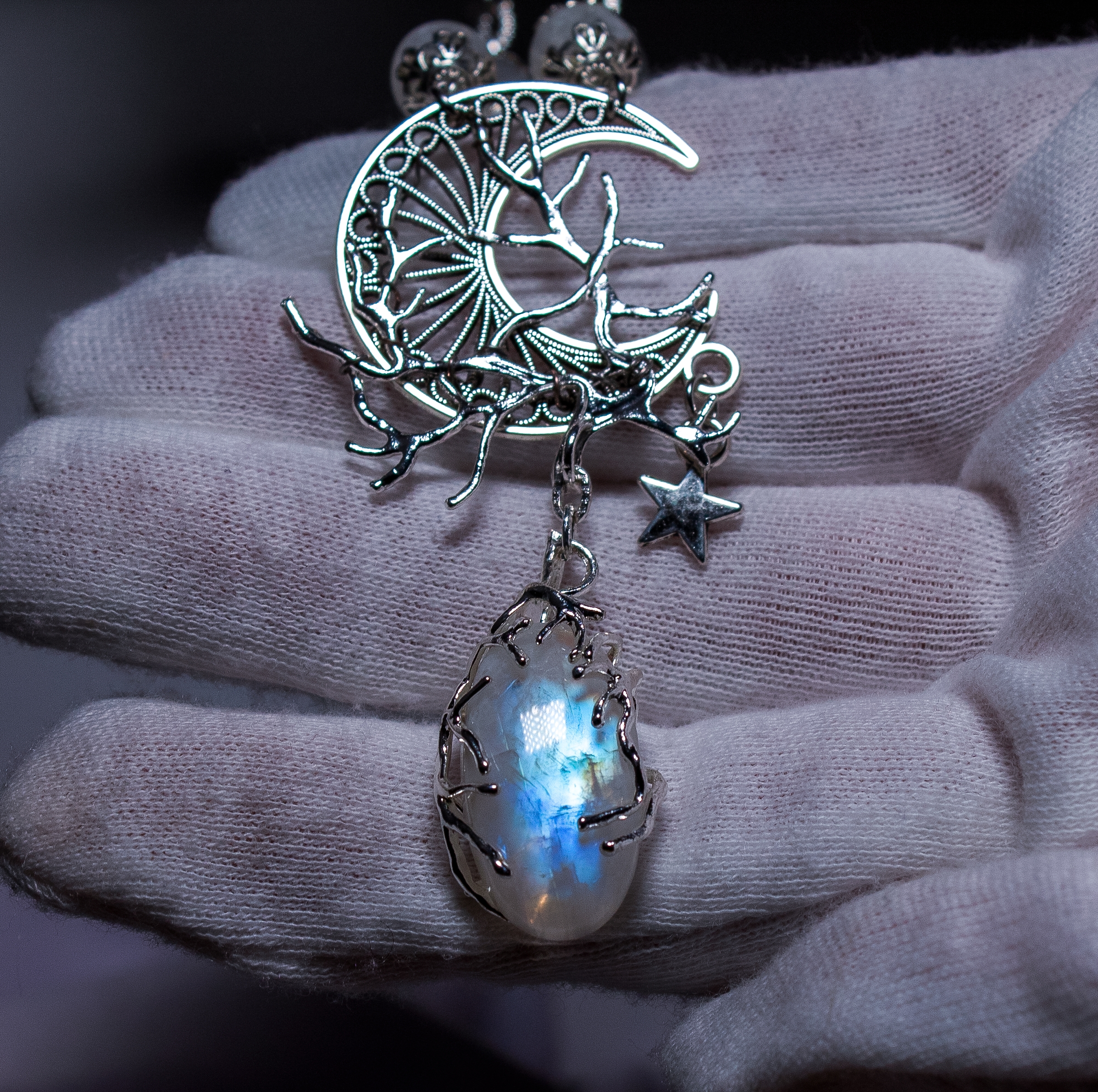 Комплект Колье+ Серьги "Мягкий Лунный Свет" c Натуральным Редким Лунным Камнем