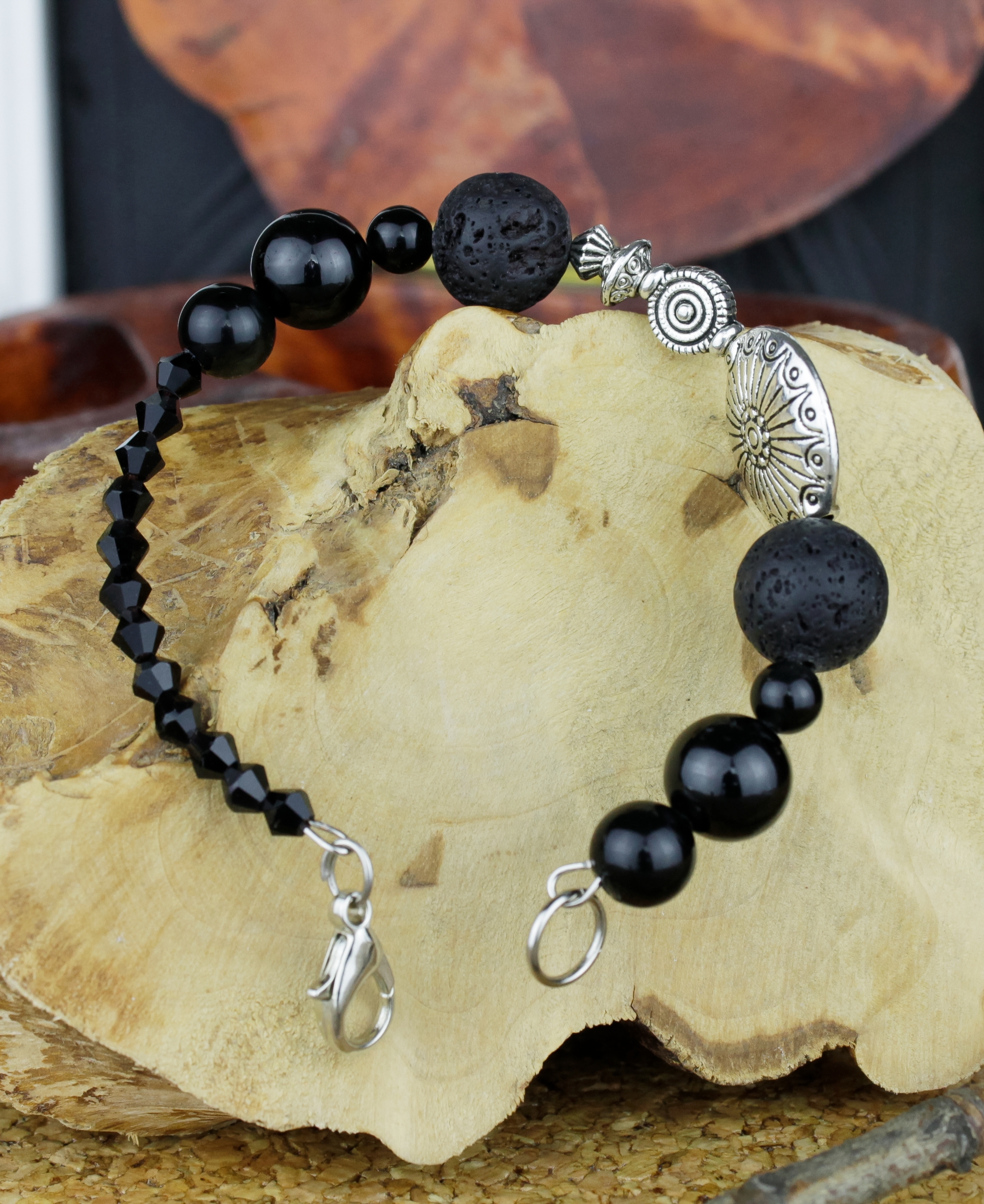 Браслет с обсидианом и лавой