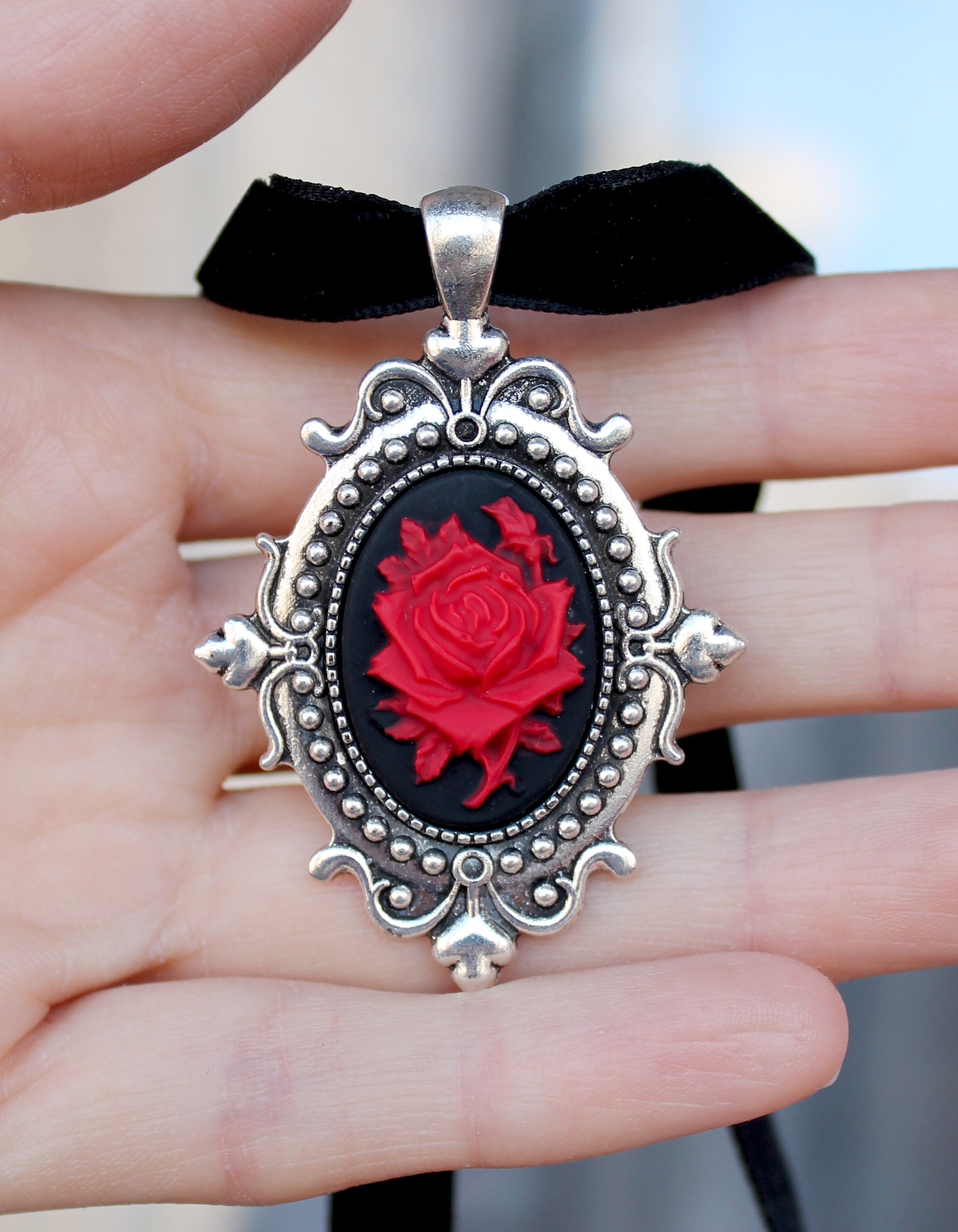 Винтажный чокер Алая Роза