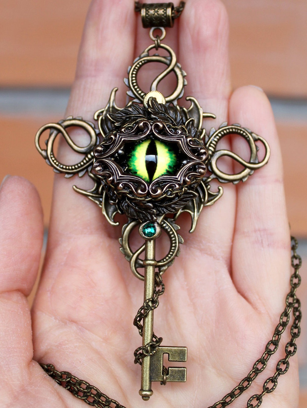 Винтажный ключ Глаз Дракона