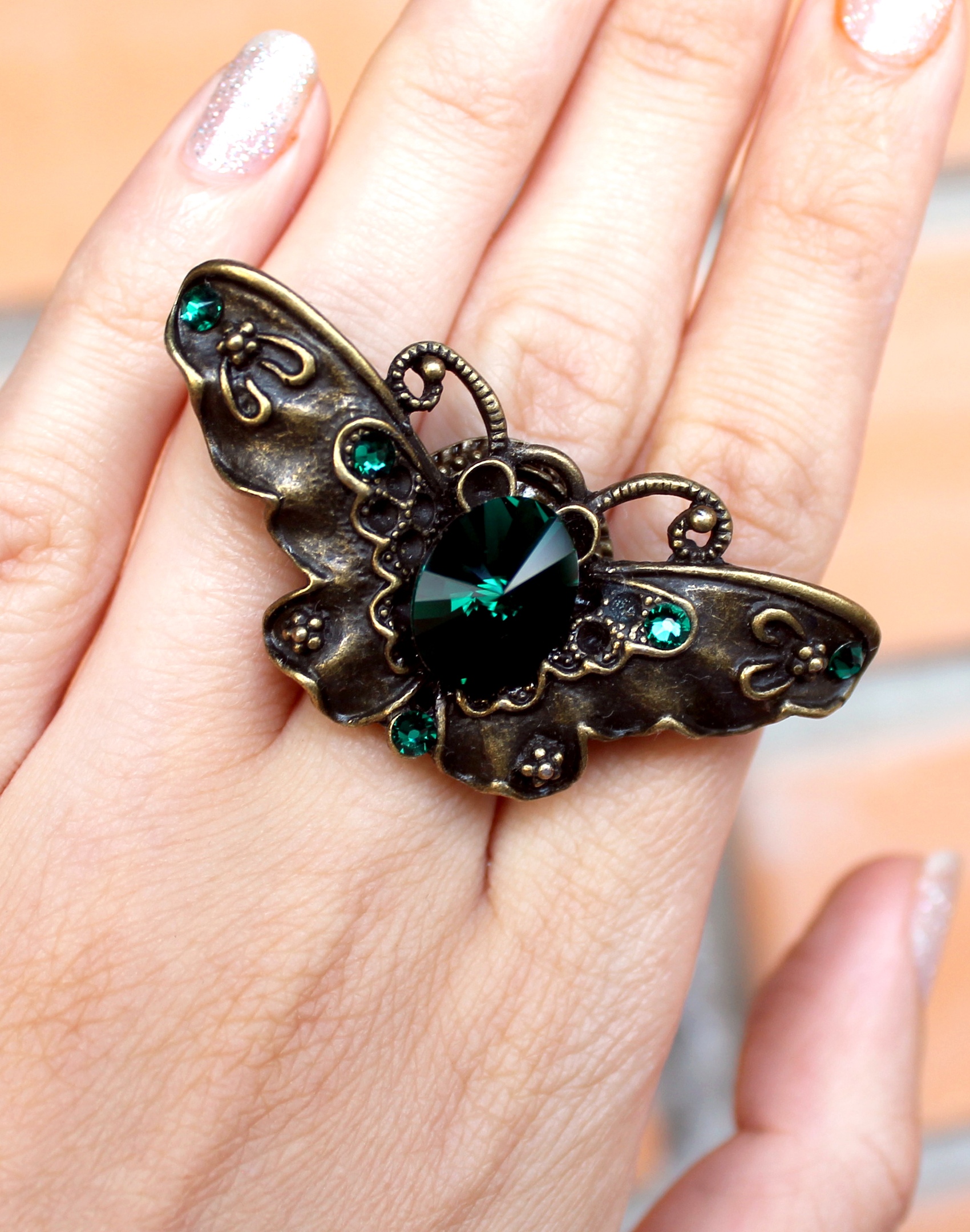 Винтажное кольцо со Сваровски «Изумруды для Королевы»