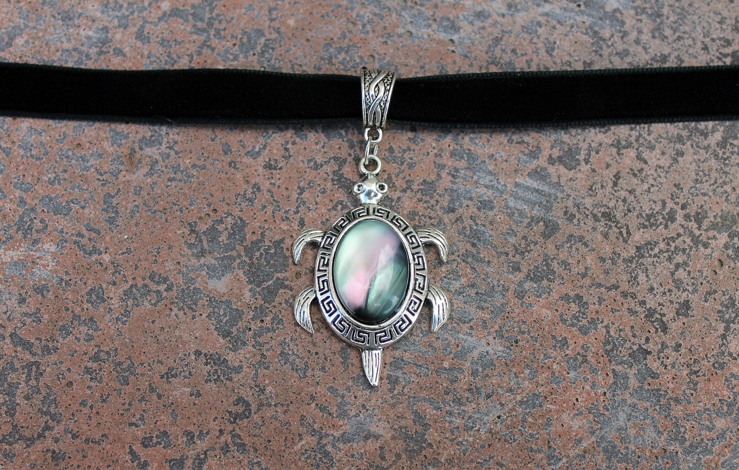 Винтажный чокер Черепашка на Благополучие