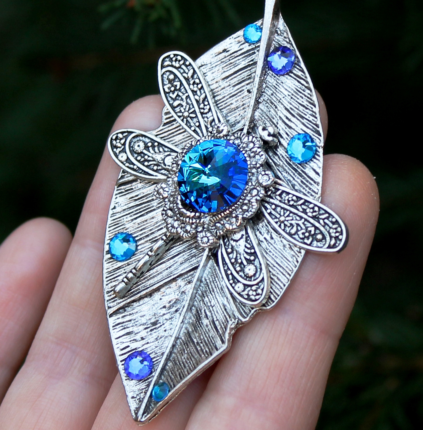 Винтажный кулон со Сваровски и стрекозой