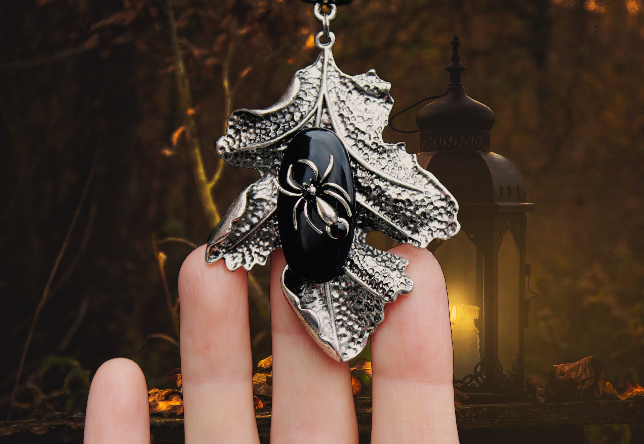 Винтажное колье с агатом Лист