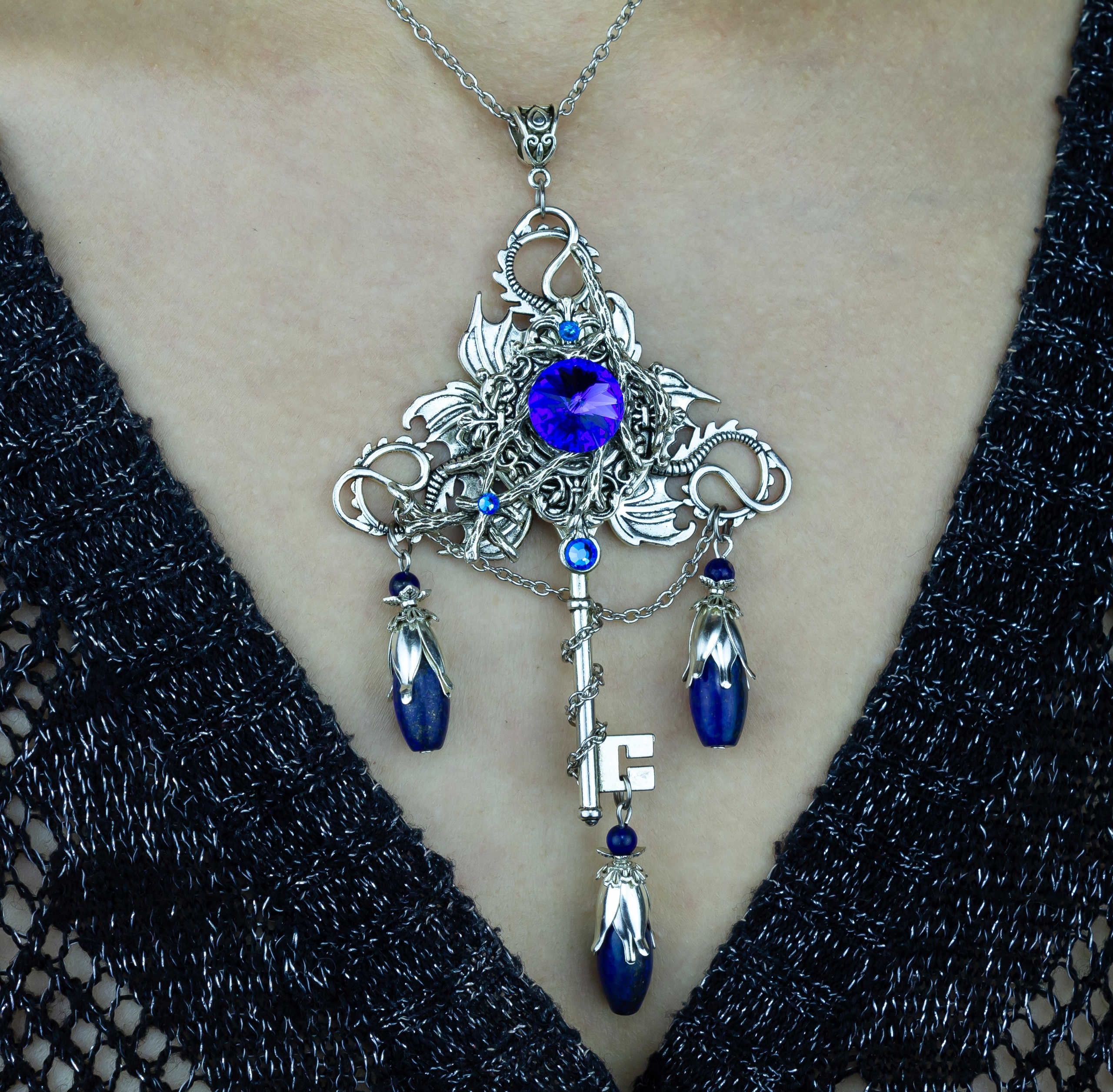 Винтажный ключ с лазуритом